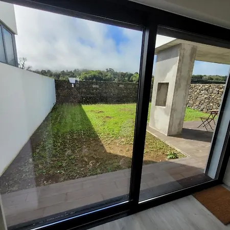 Casa de Férias Casa Azorinas Fenais da Luz